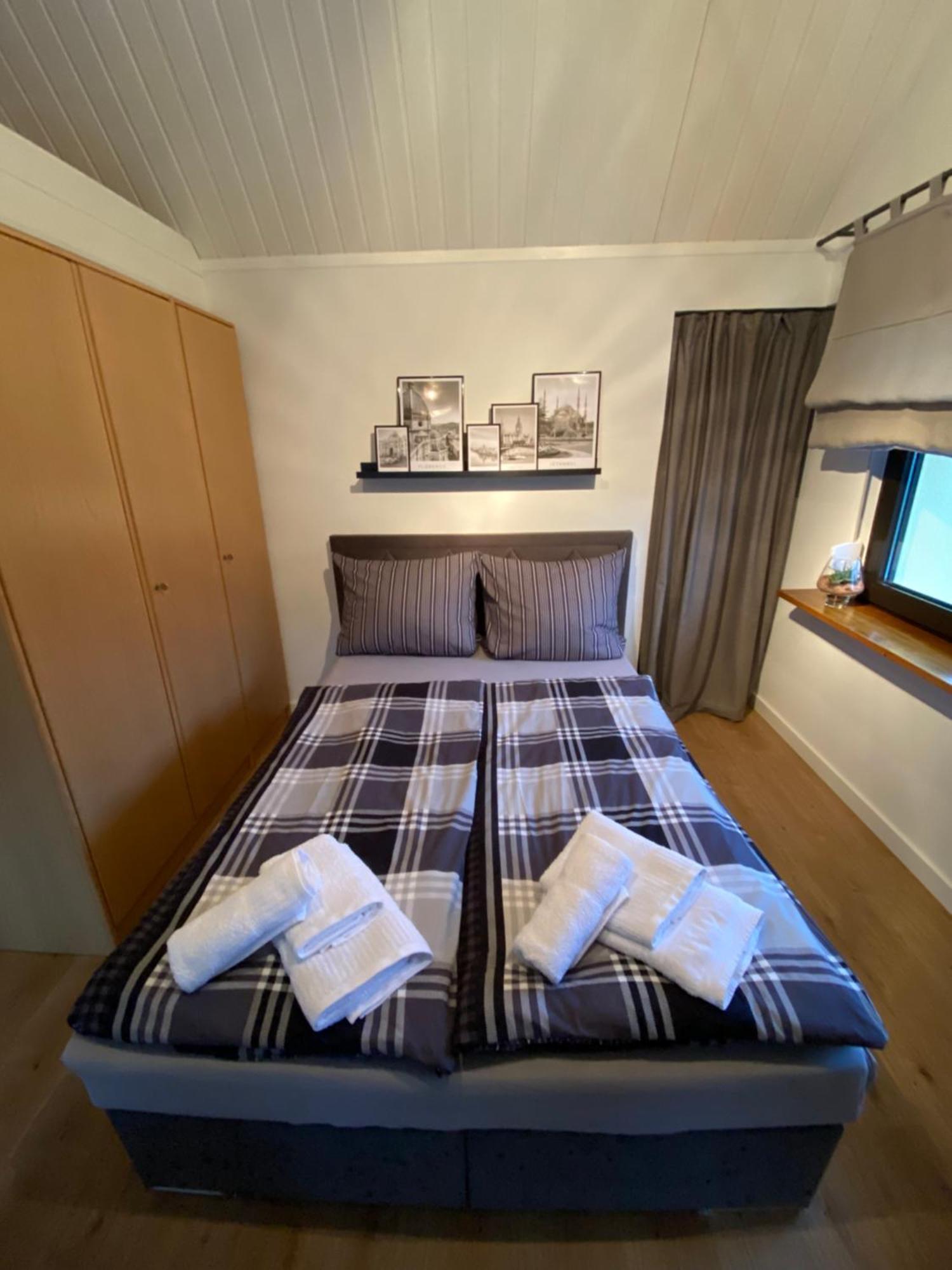 Zentrales Modernes Apartment, Naehe Zoo Und Stadion ドルトムント エクステリア 写真